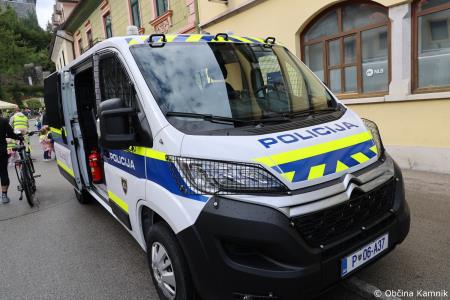 Otroci kamniških šol in vrtcev rajali na Glavnem trgu in se učili o trajnostni mobilnosti (41)